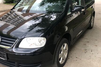 VW Touran 200.000 km 2.700 &euro; Potsdam 14482