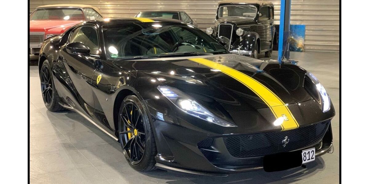 Ferrari 812 9.850 km 388.888 &euro; Berlin / Pankow 13127