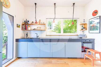 Haus zum Kaufen in Kleinmachnow 980.000 € 165.15 m²