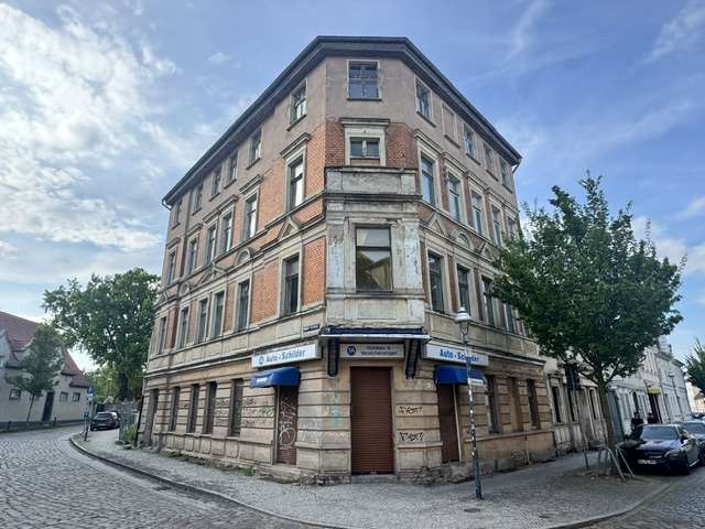 Einfamilienhaus Nauen - 22 Zimmer, 610 m&sup2;, 570.000&euro; | Angebot:27042543