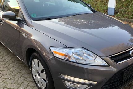 Ford Mondeo 85.936 km 7.900 € Berlin 12351