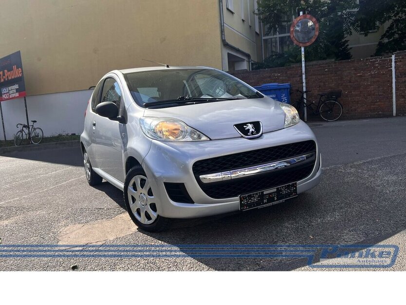 Peugeot 107 1.0 Petit Filou 70* 01/25 letzter Service * 47.106 km 2.990 € Berlin 13187