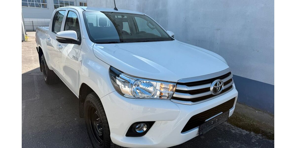 Toyota Hilux 111.020 km 22.999 &euro; Berlin 14059