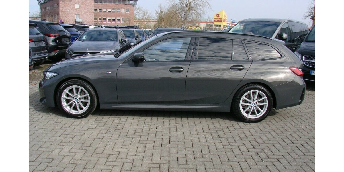 BMW 320 M-Sport xDrive ShadowLine 360º AHK LED HiFi 15.432 km 42.980 &euro; Falkensee 14612