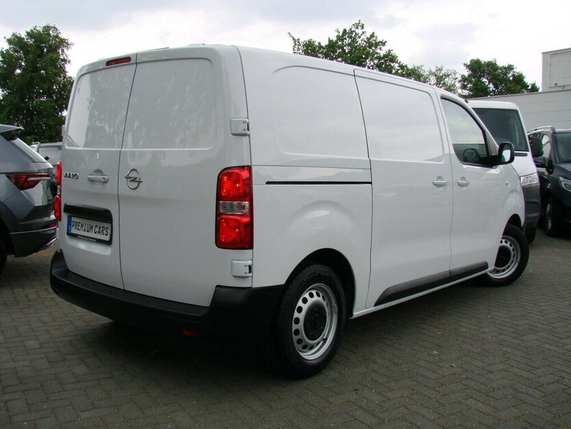 Opel Vivaro Kasten 1.5D Edition M L2 Kamera Klima 8.944 km 19.980 € Falkensee 14612