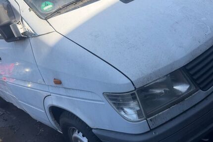 Mercedes-Benz Sprinter 180.132 km 2.900 &euro; berlin 10829
