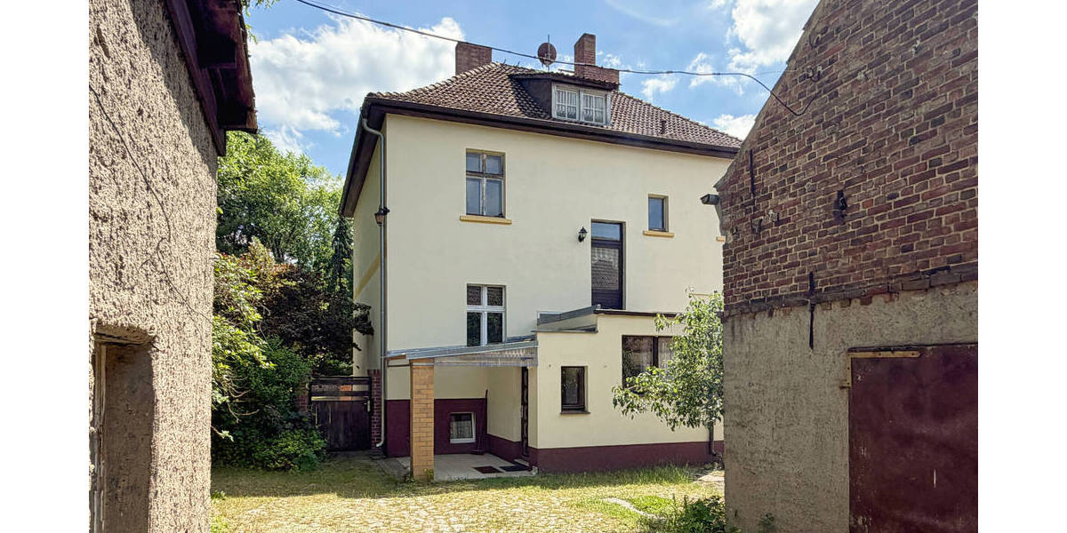 Stolzes 30er Jahre Haus auf riesigem Grundstück mit Nebengelassen (SANIERUNGSBEDÜRFTIG) - Einfamilienhaus Michendorf Michendorf | Angebot:26905596