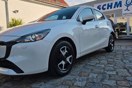 Mazda 2 58.500 km 14.480 &euro; Potsdam 14469