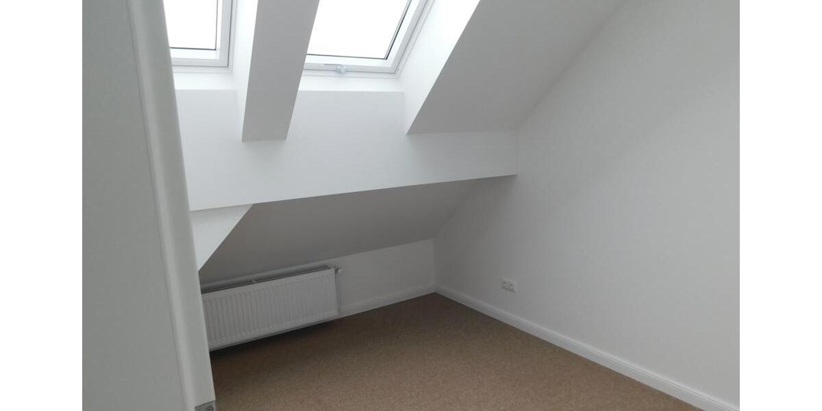 Dachgeschoßwohnung Beelitz - 4 Zimmer, 130 m&sup2;, 1.432&euro; | Angebot:26545646