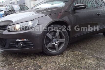 VW Scirocco 124.700 km 8.599 &euro; Berlin 12277