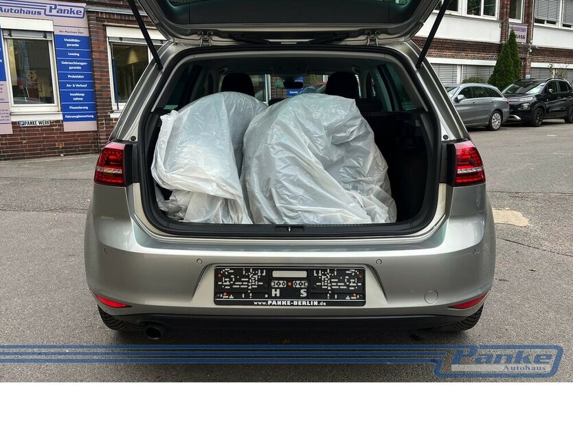 VW Golf VII Allstar BMT*PDC*Xenon*SHZ*Tempo* 94.457 km 12.990 € Berlin 13187