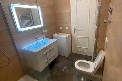 Top Lage, super möblierte Wohnung 2 zimmer