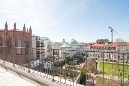 Wohnung zum Mieten in Berlin 3.051,62 € 114.48 m² 3 zimmer