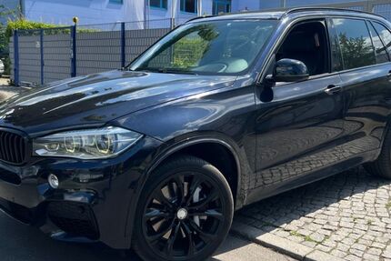 BMW X5 217.000 km 18.999 &euro; BERLIN 13409