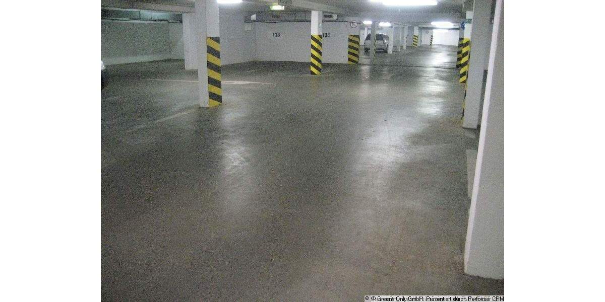 SANIERUNGSBEDÜRFTIG, ABER VOLLER POTENZIAL! BEZUGSFREIE-2 ZIMMERWOHNUNG - MIT VIEL LICHT 2 zimmer