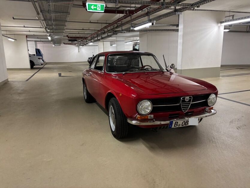 Alfa Romeo Giulia 45.311 km 38.500 € Berlin 10119