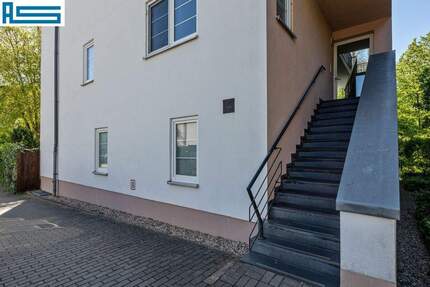 Bezugsfreie Zweizimmerwohnung mit Wintergarten im Süden von Berlin mit Stellplatz 2 zimmer