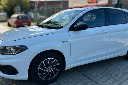 Fiat Tipo 81.993 km 12.950 € Berlin-Spandau 13585