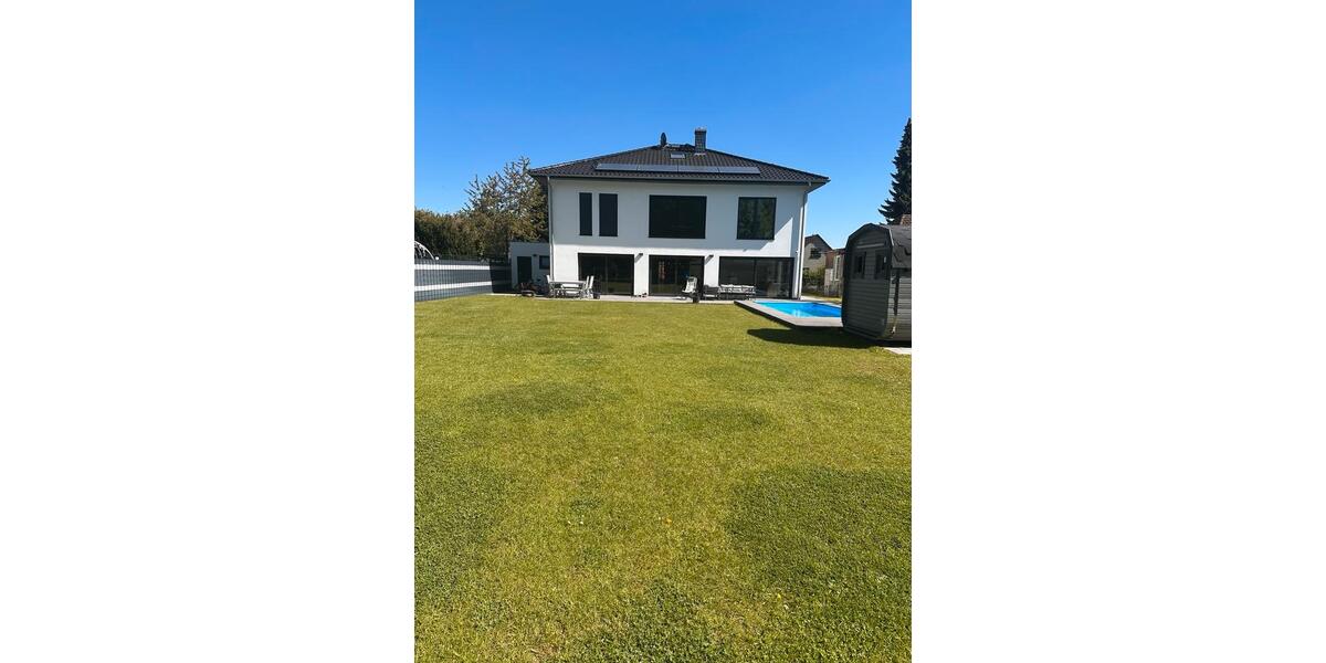 Villa Brieselang - 7 Zimmer, 248 m&sup2;, 1.500.000&euro; | Angebot:26070780