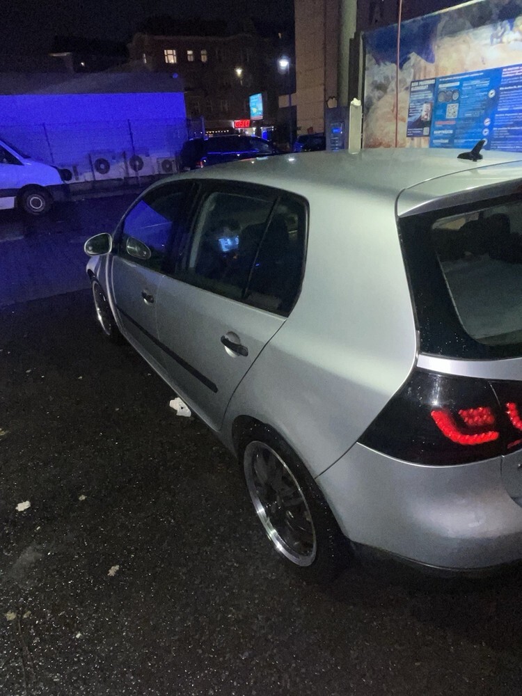 VW Golf 5 1.300.000 km 3.000 € Berlin 10178