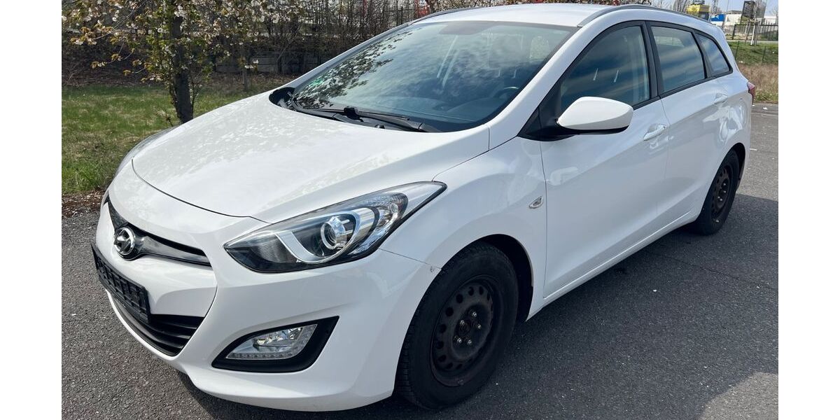 Hyundai i30 196.000 km 3.499 &euro; Berlin 12057