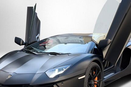 Lamborghini Aventador 33.829 km 284.850 &euro; Berlin 10777