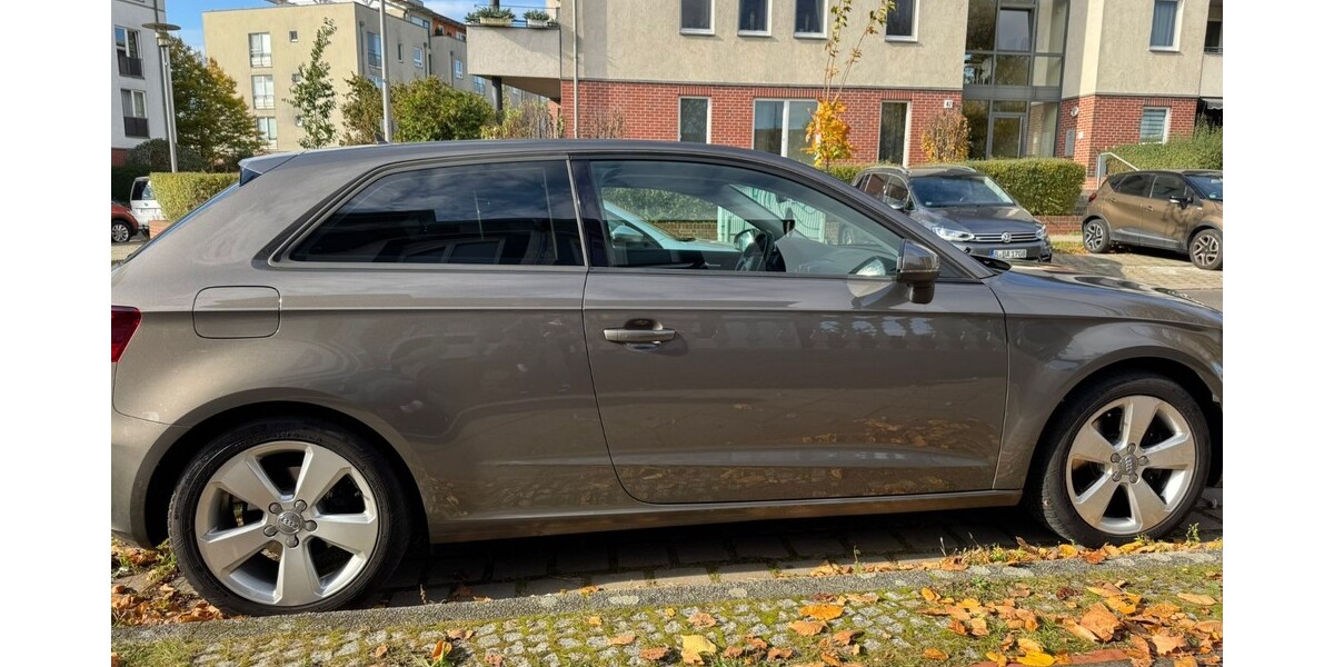 Audi A3 180.000 km 8.000 € Berlin 10178