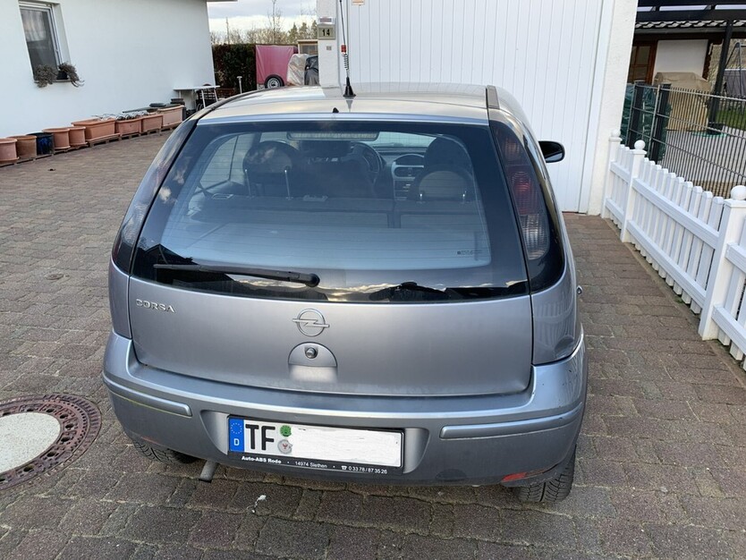 Opel Corsa C 129.000 km 2.490 € Ludwigsfelde 14974