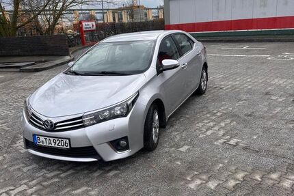 Toyota Corolla 114.000 km 11.490 &euro; Berlin 10179