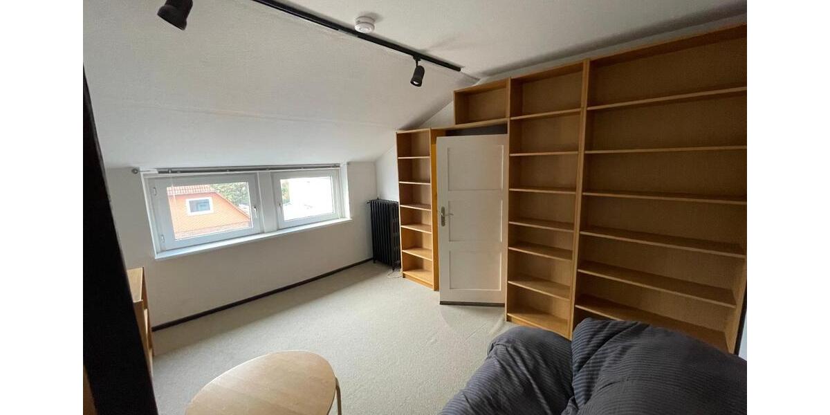Doppelhaushälfte Berlin Tempelhof-Schöneberg - 7 Zimmer, 140 m&sup2;, 2.450&euro; | Angebot:25656455