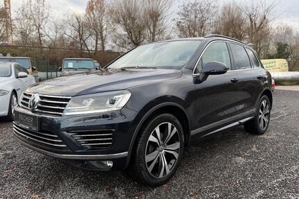 VW Touareg 176.891 km 21.990 &euro; Potsdam 14482