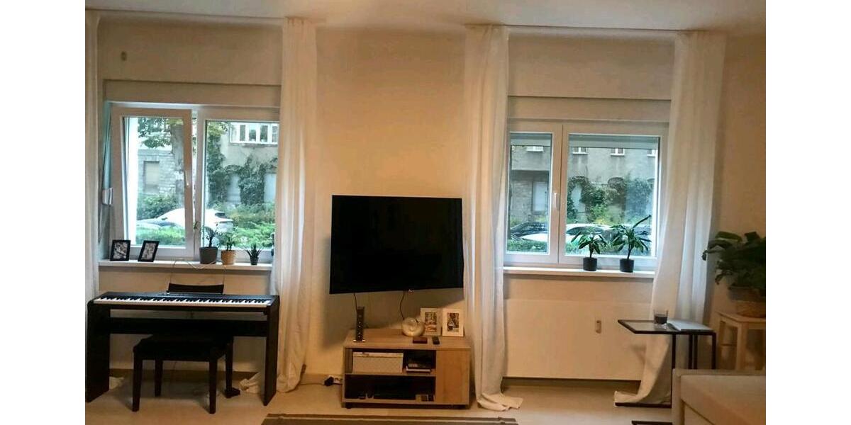 Einfamilienhaus Berlin Charlottenburg-Wilmersdorf - 1 Zimmer, 44 m&sup2;, 1.330&euro; | Angebot:27721432