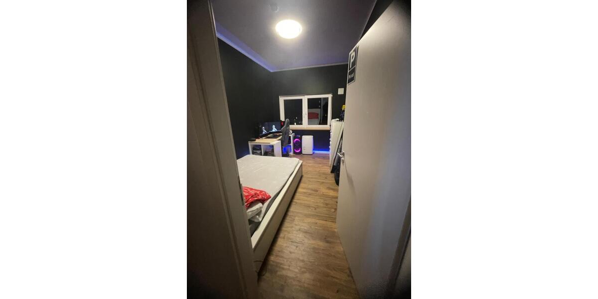 Etagenwohnung Nauen - 4 Zimmer, 90 m&sup2;, 1.330&euro; | Angebot:26646412