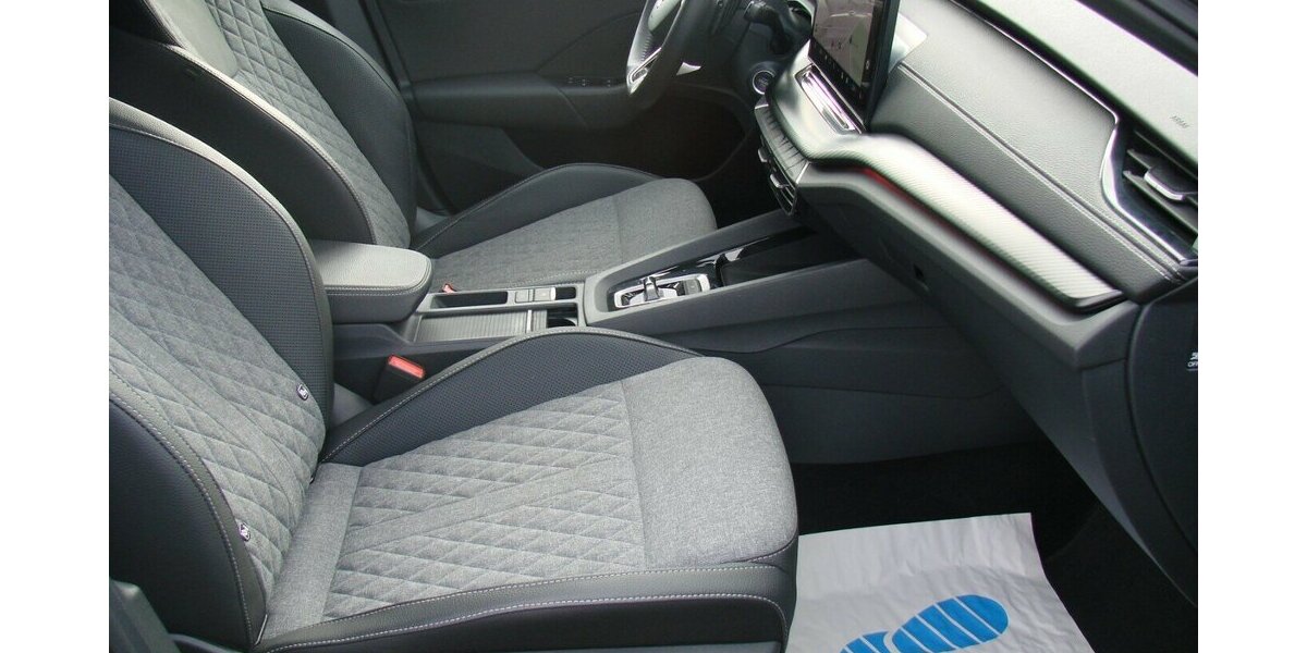 Skoda Octavia 2.0TDi Sportline LED 360º Canton HUD 39.383 km 31.890 &euro; Falkensee 14612