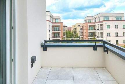 Stilvolle, helle 2-Zimmer-Wohnung mit Balkon und Ausblick 2 zimmer