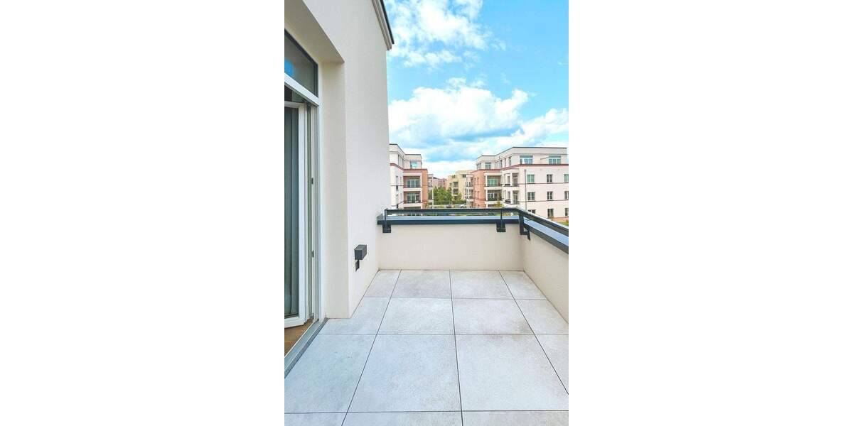 Stilvolle, helle 2-Zimmer-Wohnung mit Balkon und Ausblick 2 zimmer