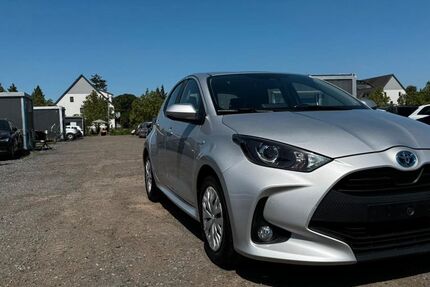 Toyota Yaris 137.680 km 12.899 &euro; Blankenfelde-Mahlow 15831