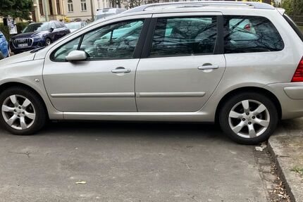 Peugeot 307 135.000 km 1.999 &euro; Berlin 13469