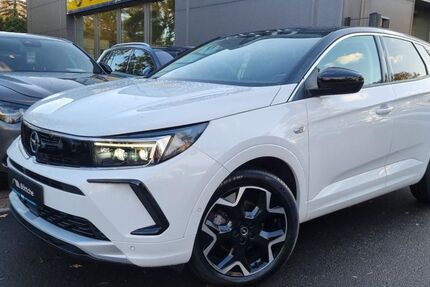 Opel Grandland (X) 15.472 km 25.980 &euro; Potsdam 14480