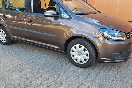 VW Touran 132.000 km 7.900 &euro; Berlin 13409