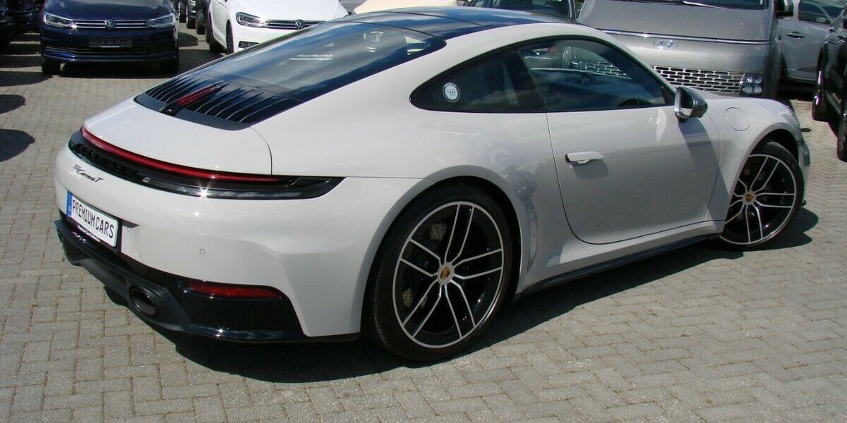 Porsche 992 .2 Carrera T Sport-Design Matrix Pano 360º BOS 8.426 km 129.980 &euro; Falkensee 14612