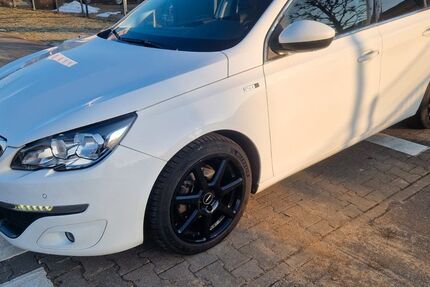 Peugeot 308 207.917 km 4.990 &euro; Stahnsdorf 14532
