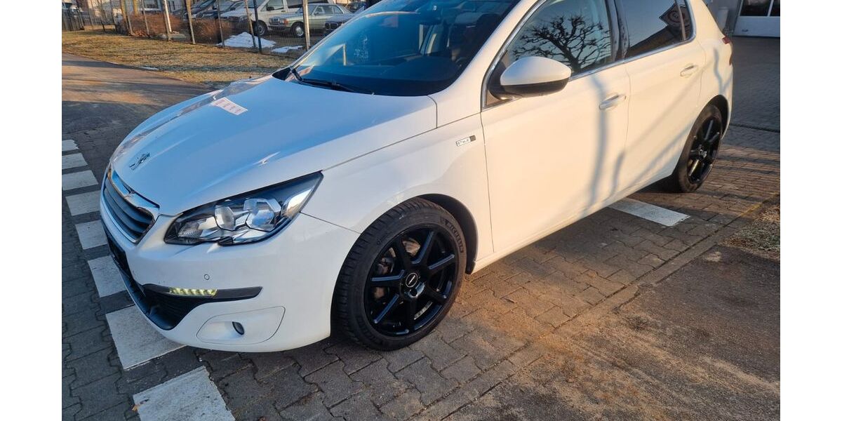 Peugeot 308 207.917 km 4.990 &euro; Stahnsdorf 14532