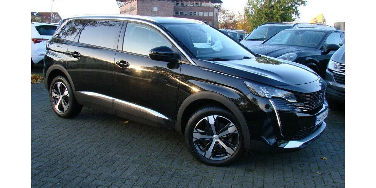 Peugeot 5008 1.2 PureTech130 Allure Pack 7-Sitzer 2WD LED 54.980 km 24.980 &euro; Falkensee 14612