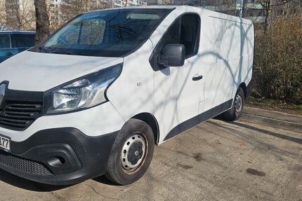 Renault Trafic 184.372 km 8.800 &euro; Berlin 13051