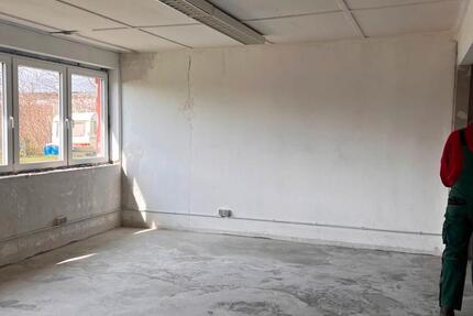 Frisch sanierte Büroräume zu vermieten – Praktisch und einladend – Ab 01.04 verfügbar zimmer