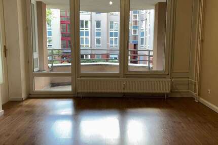 Wohnung zum Mieten in Berlin 1.249 € 85.77 m²