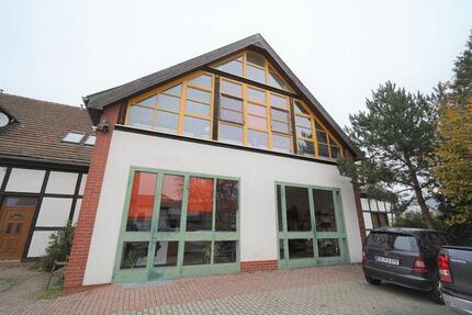 Schönes GewerbeLagerfläche - Dalgo Döberitz nur 5 Min von Berliner Stadtgrenze von Spandau- an der B5- entfernt. zimmer