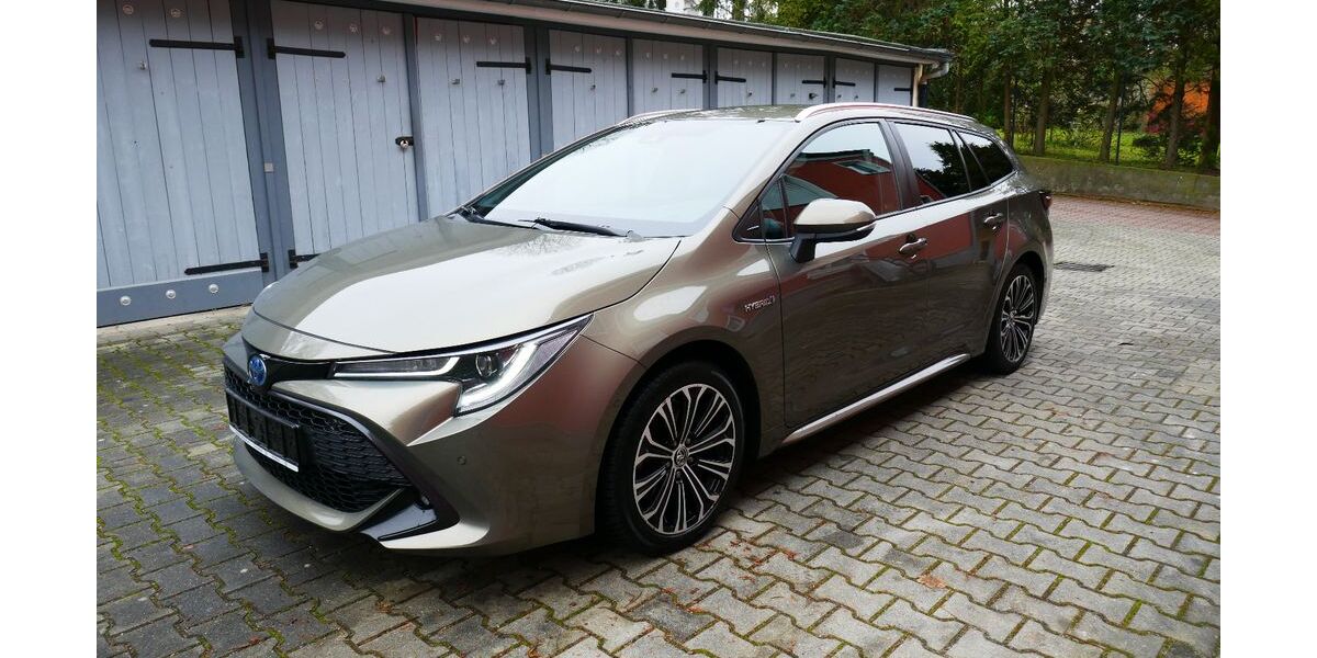 Toyota Corolla 77.156 km 19.950 &euro; Berlin-Tempelhof 12105