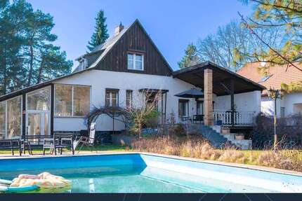 Haus Stahnsdorf - 6 Zimmer, 170 m&sup2;, 750.000&euro; | Angebot:26041156